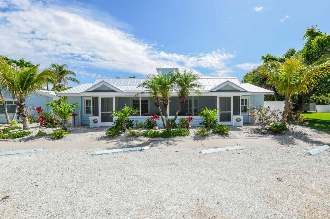 Bungalow with Patio